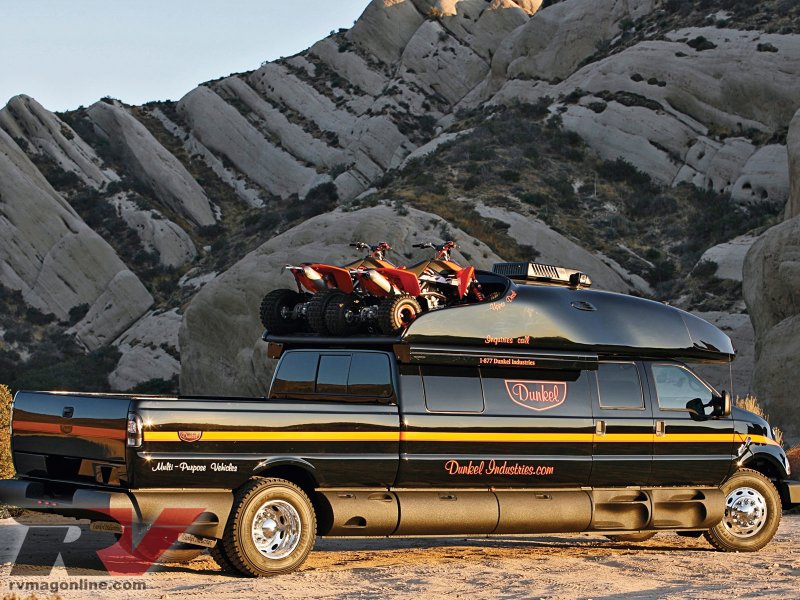 Ford f-750 dunkel Luxury Hauler