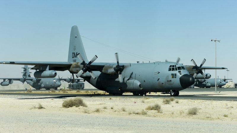 EC-130 самолет