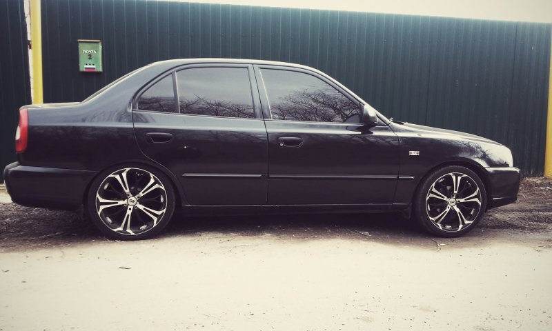 Hyundai Accent диски r17