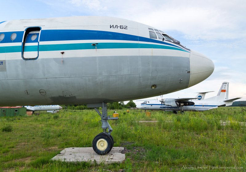 Ил 62 шасси