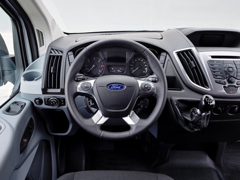 Ford Transit 1990 приборная панель