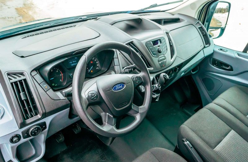 Щиток приборов Форд Транзит 2000-2006