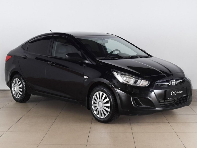 Hyundai Solaris i 2011