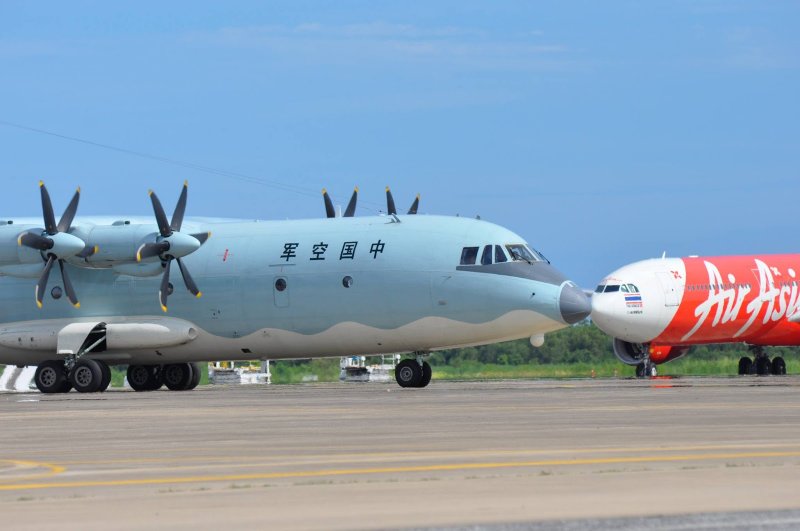Китай самолёт Shaanxi y-9xz