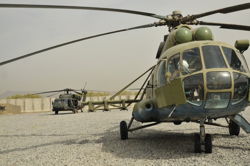 Ми-17 вертолет