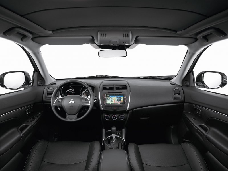 Mitsubishi ASX 2014 салон