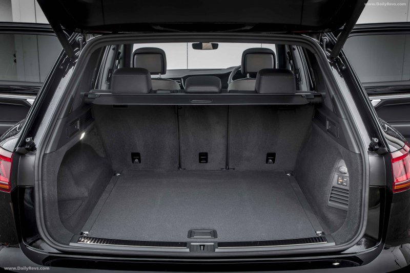 Volkswagen Touareg 2019 багажник