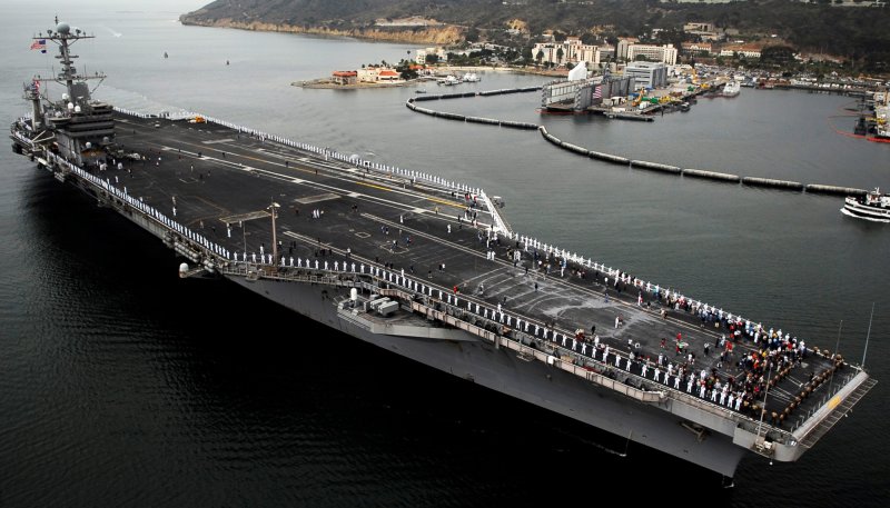 Marine nationale с крыльями