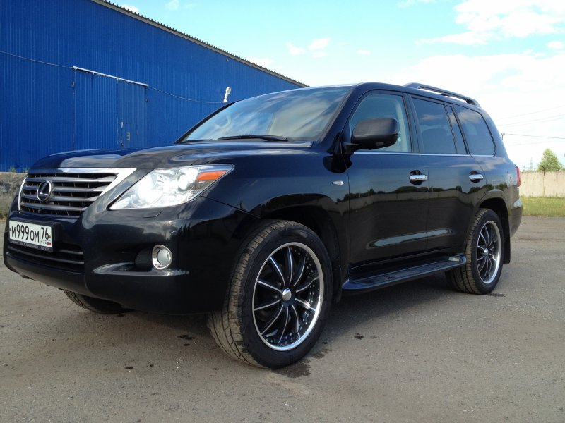 Toyota Land Cruiser 200 r22