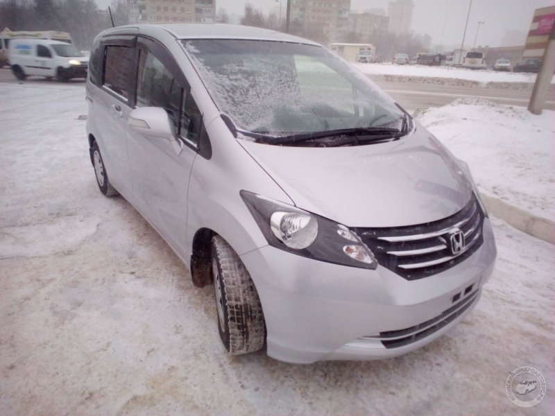 Honda freed 2011