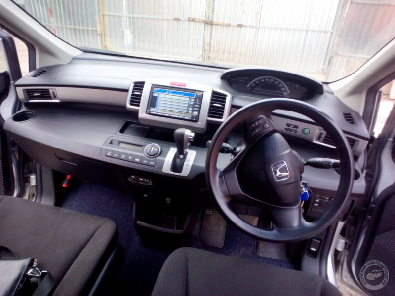 Honda freed трансформация салона