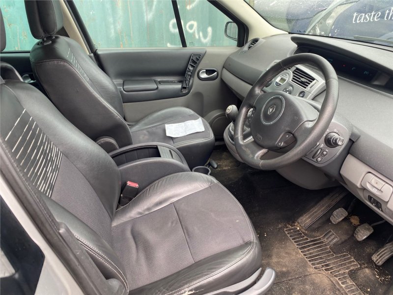 Renault Scenic 2002 салон