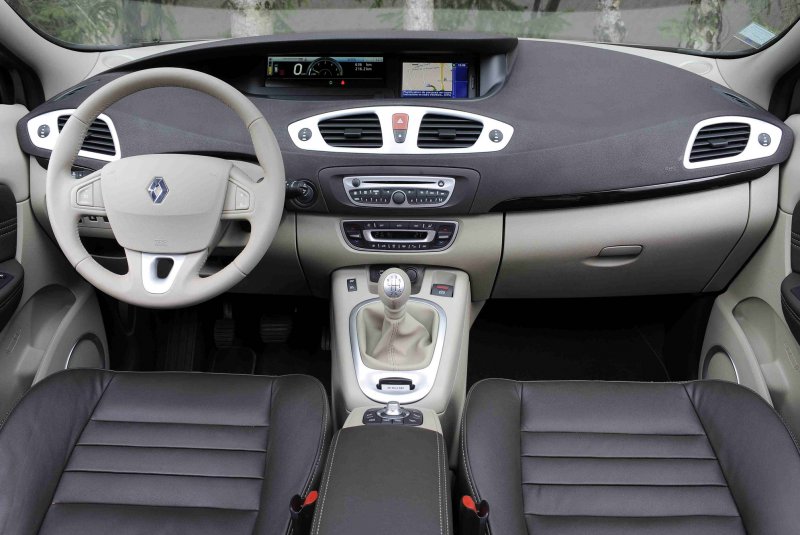 Renault Grand Scenic 2 салон
