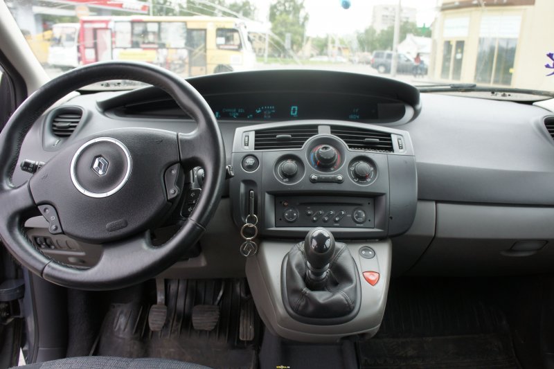 Renault Scenic 3 2010 салон