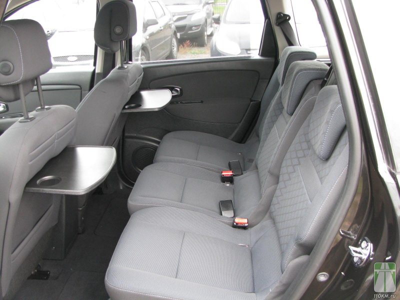Renault Scenic, 2000 салон
