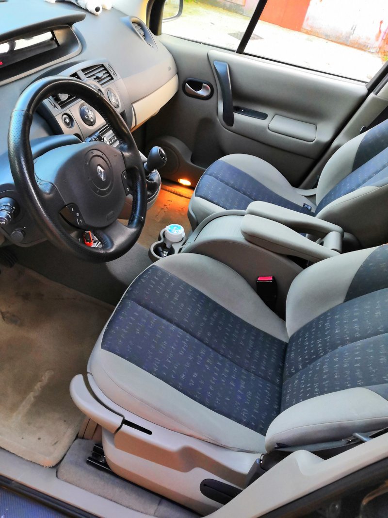 Renault Grand Scenic 2008 салон
