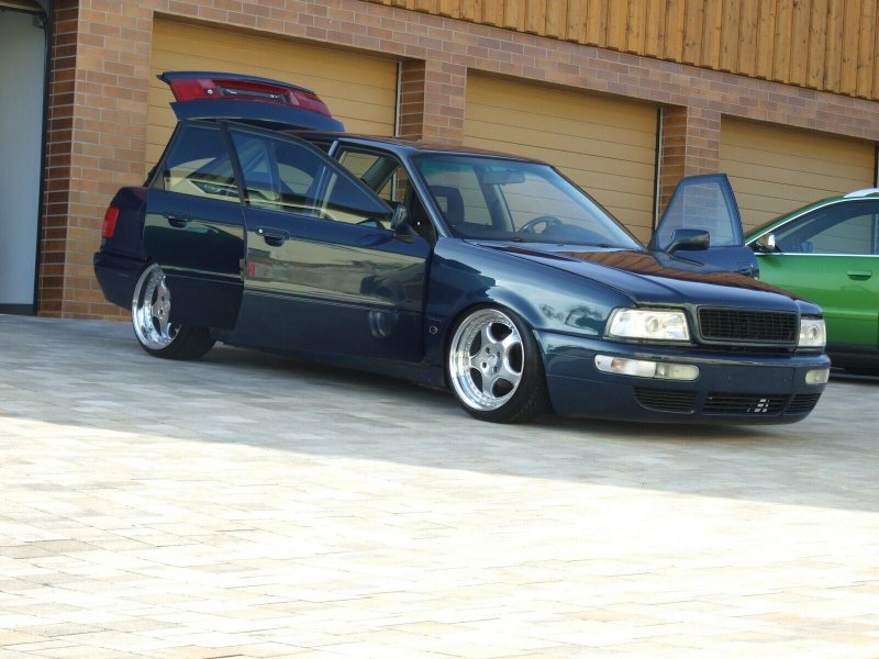 Audi 80 b4 avant stance