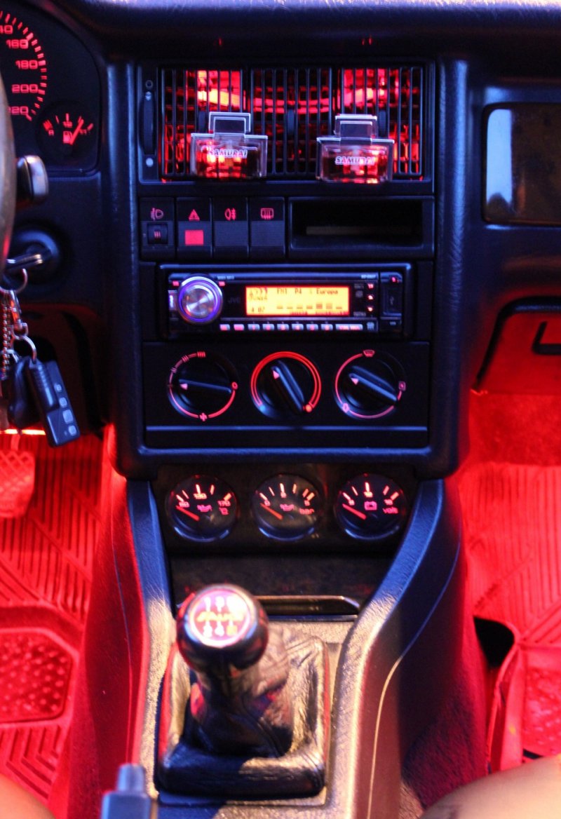 Подсветка Ауди 80 б4