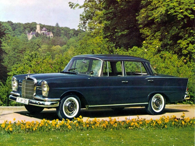 Mercedes Benz e180 1990