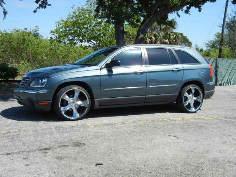 Chrysler Pacifica r18