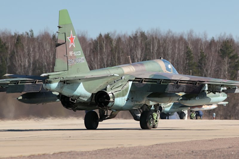 Су-24 Штурмовик Грач
