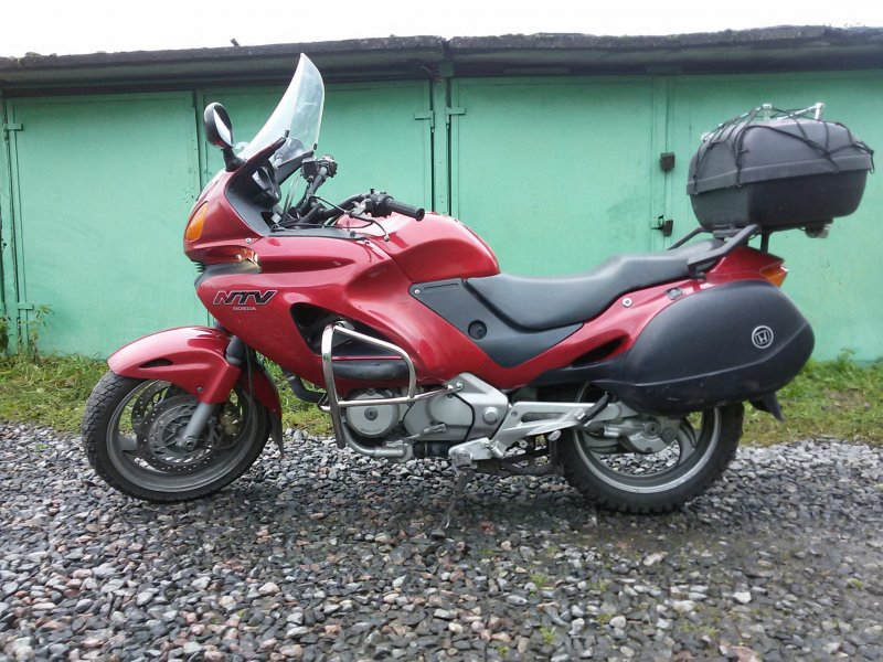 Хонда Deauville 650
