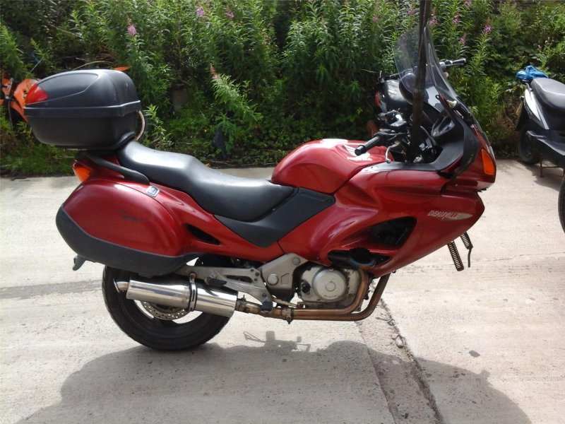 Хонда NT 650 Rivera