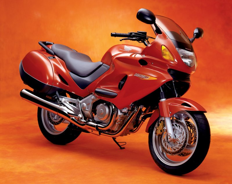 Honda nt650