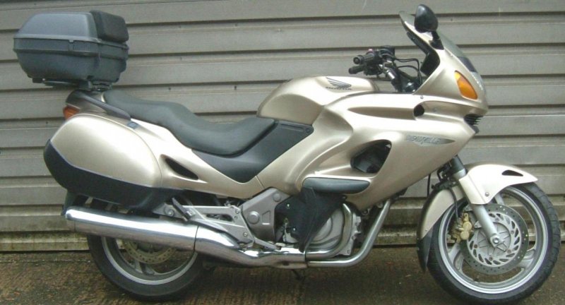 Honda NT 650 V Deauville