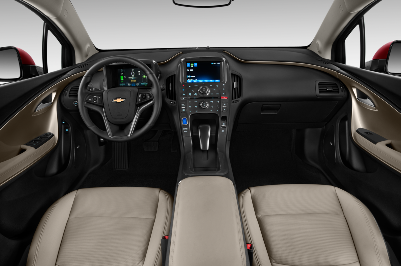 Chevrolet Volt 2 салон