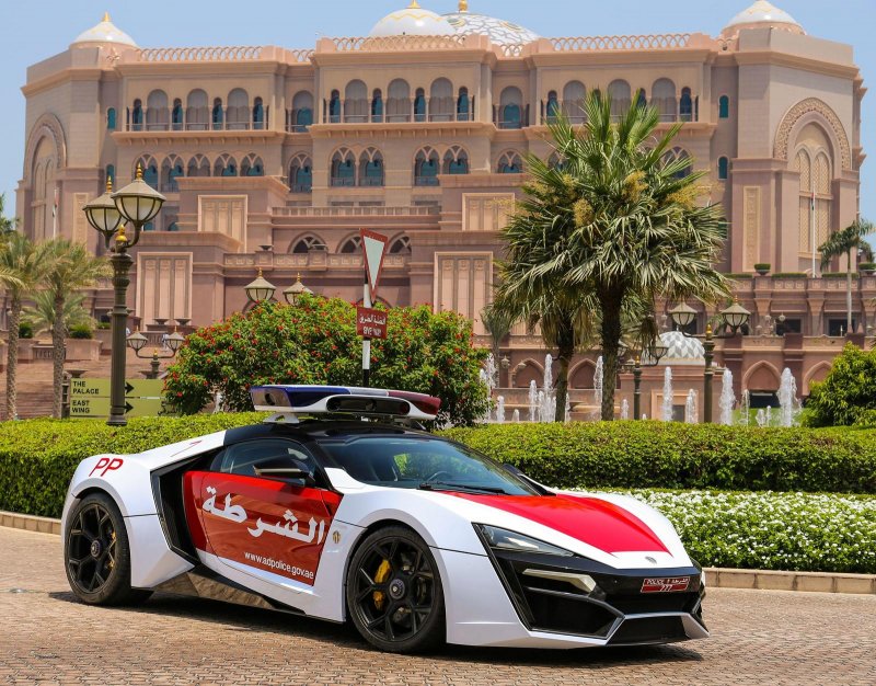 Lykan Hypersport, Абу-Даби