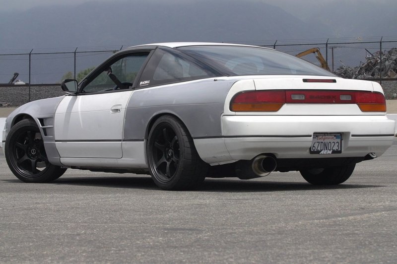 Nissan 240