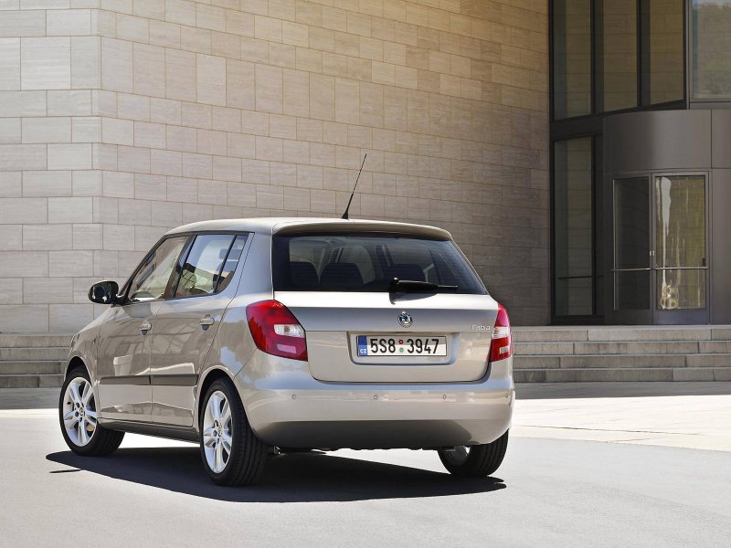 Skoda Fabia хэтчбек II 1.2