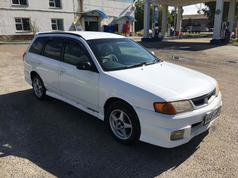 Nissan Wingroad 1999