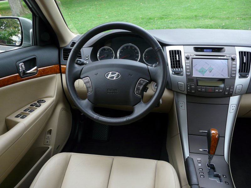 Hyundai Sonata NF 2005