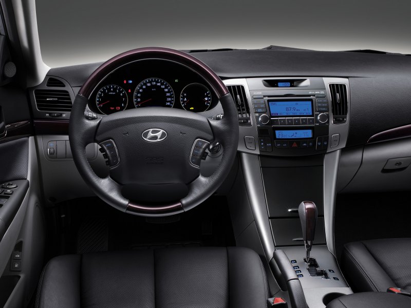 Hyundai Sonata NF 2010