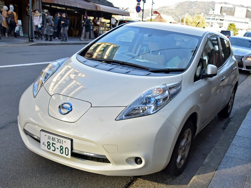 Nissan Leaf в Японии
