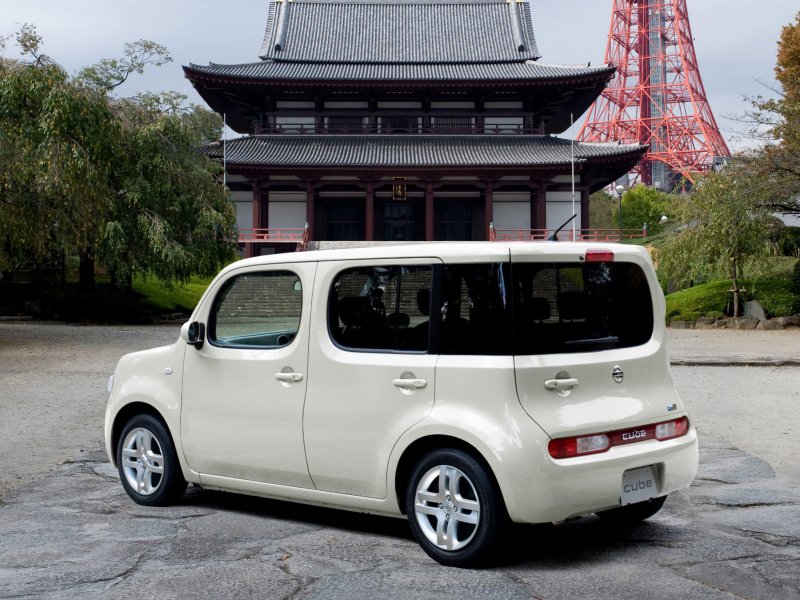 Nissan Cube z12