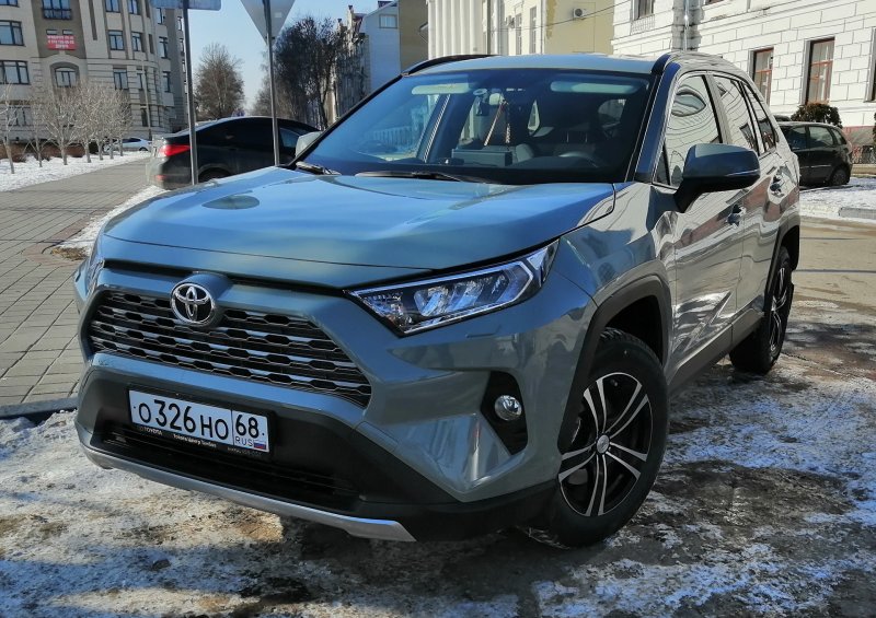 Toyota rav4 l 2019