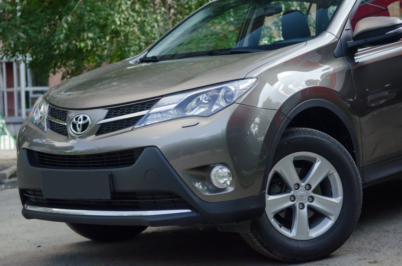 Toyota rav4 v