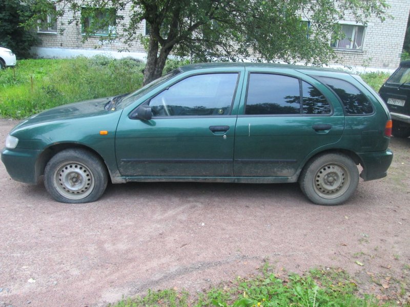 Ниссан Альмера n15 хэтчбек