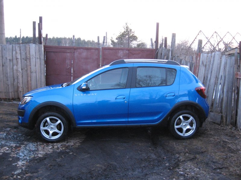 Renault Sandero Stepway r16
