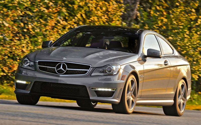 Mercedes-Benz c-class AMG C-63