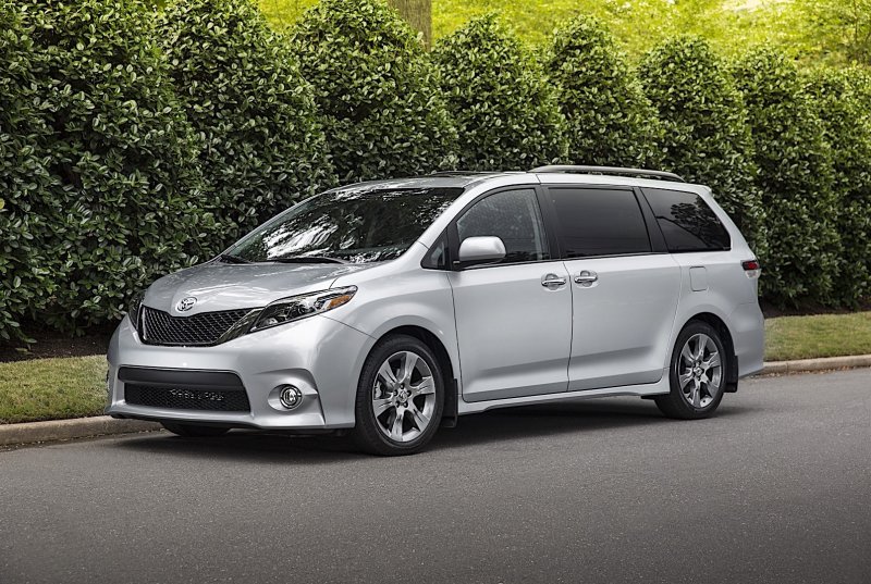 Toyota Noah 2007