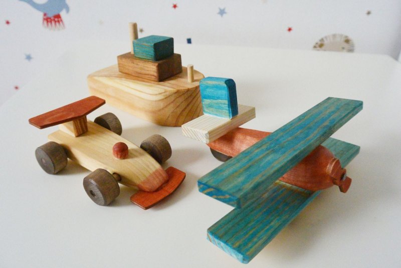 Игрушки из дерева
