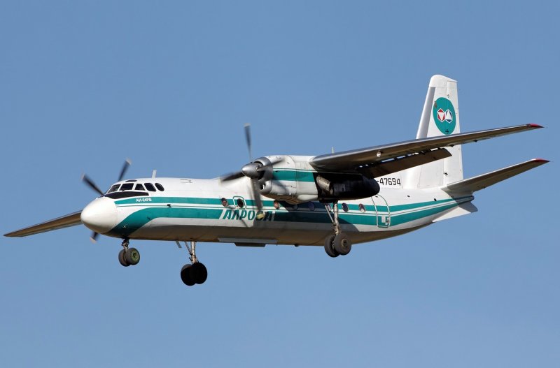 АН-24 самолет