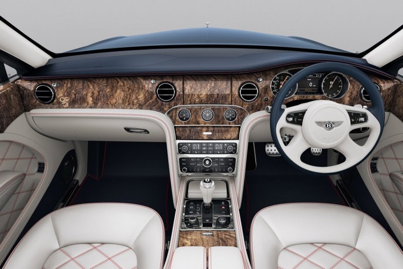 Bentley Bentayga салон