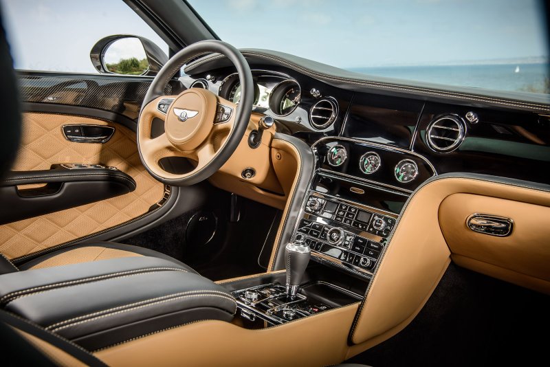 Bentley Continental gt 2019 салон