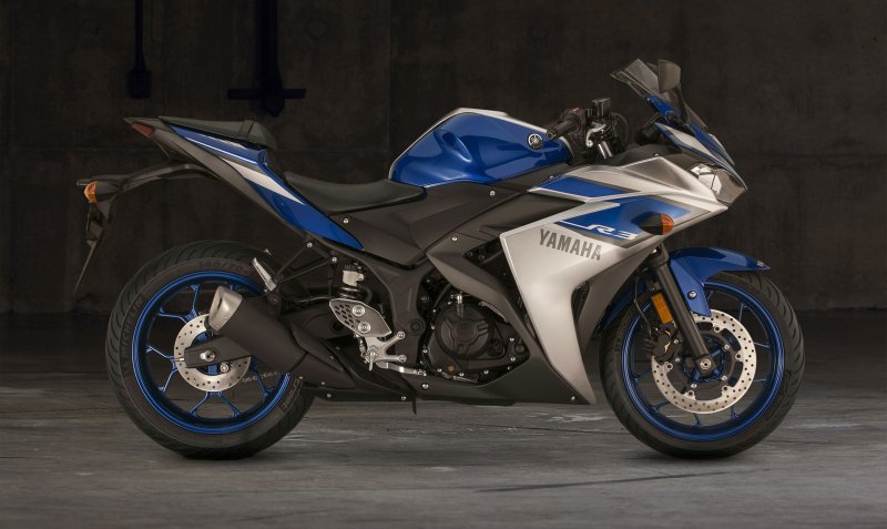 Yamaha r3