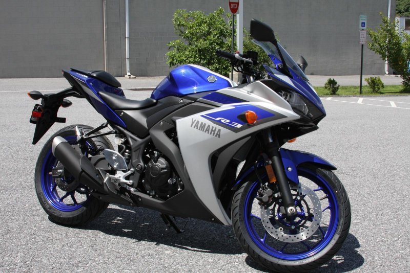 Yamaha r3 2015